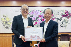 中山市委书记郭文海会见香港理工大学校董会主席林大辉一行：拓展多元化合作 携手做大做强中山技术创新研究院